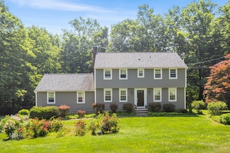 97 Wildwood Cir, Durham, CT 06422