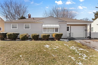 1979 Goodman St N, Rochester, NY 14609