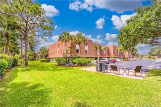 3100 SE Pruitt Rd Unit 301, Port Saint Lucie, FL 34952