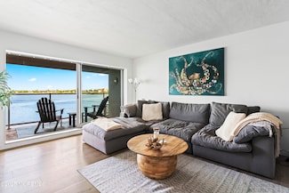 138 Bodman Place Unit 5, Red Bank, NJ 07701