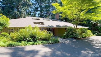 13604 NE 28th St, Bellevue, WA 98005