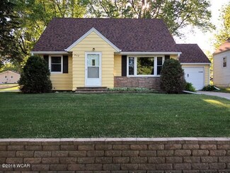 402 N Main St, Hendricks, MN 56136