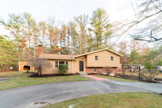 54 Rochester Rd, Carver, MA 02330