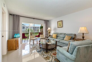 9856 Marina Blvd Unit 1320, Boca Raton, FL 33428