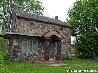 376 Broadway Unit 9W, Ulster Park, NY 12487