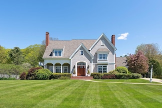 6 Ebb Tide Dr, Cumberland Foreside, ME 04110