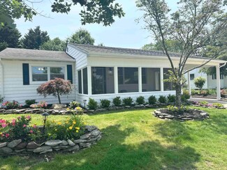 13 N Ambler Rd, Somers Point, NJ 08244