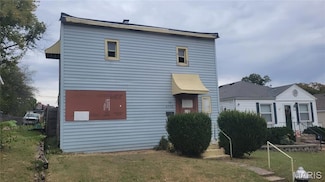 6743 W Park Ave, Saint Louis, MO 63139