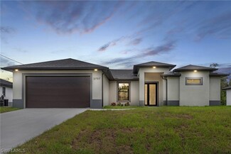 2707 53rd St SW, Lehigh Acres, FL 33976