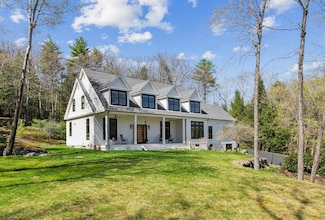 239 Hunter Way, Falmouth, ME 04105