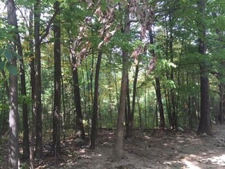 4 Baker Hill Rd, Northampton, MA 01062