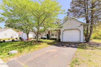11B Greenwood Ln, Whiting, NJ 08759