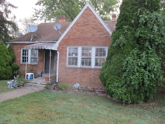 1201 Walnut St, Greenup, KY 41144