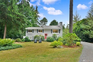 835 Madrona Dr NE, Bainbridge Island, WA 98110