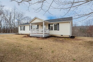 2542 Pinewood Dr, Draper, VA 24324