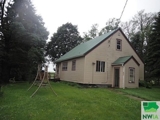 4741 210th St, Cushing, IA 51018