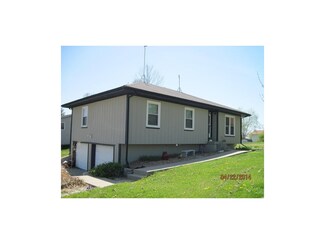 137 NE 1271, Knob Noster, MO 65336