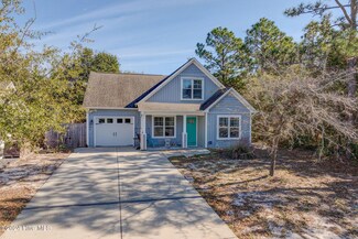 168 NW 2nd St, Oak Island, NC 28465