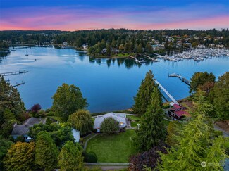 5823 Rose Loop NE, Bainbridge Island, WA 98110