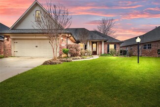 461 Grand Oaks Dr, Shreveport, LA 71106
