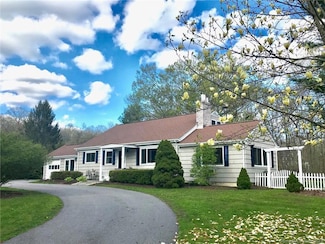 234 Flanders Rd, Stonington, CT 06378