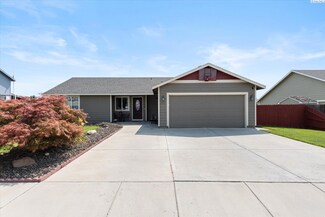 4311 Holland Ln, Pasco, WA 99301