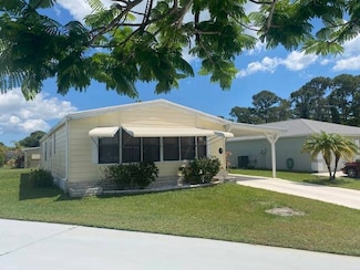 7 Felicidad Ct, Fort Pierce, FL 34951
