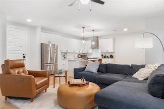 3101 Govalle Ave Unit 206, Austin, TX 78702