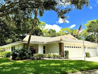 5730 Garden Lakes Dr, Bradenton, FL 34203