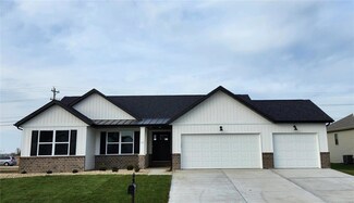 556 Eisenhower Blvd, Troy, IL 62294
