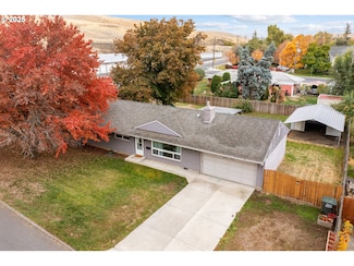 4032 SW Perkins Ave, Pendleton, OR 97801