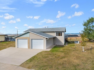 651 Ennen Dr, Rapid City, SD 57703