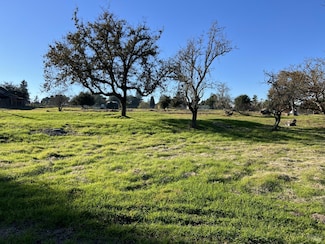 4720 Paulsen Ln, Sebastopol, CA 95472