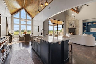 1652 County Road 307, Jarrell, TX 76537