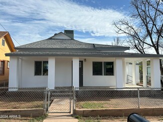 829 E 6th St, Douglas, AZ 85607