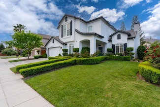 10717 N Bunkerhill Dr, Fresno, CA 93730