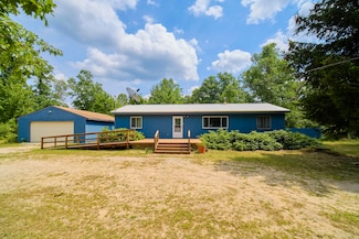 925 S High Bridge Rd, Wellston, MI 49689