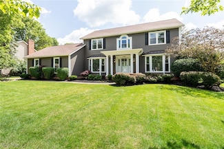 7583 Lakedge Ct, Hudson, OH 44236