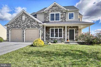 112 Whippoorwill Ln, Hummelstown, PA 17036