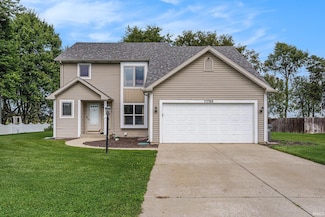 11795 Park Ln N, Granger, IN 46530