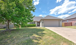 212 Jones St, Lowell, AR 72745