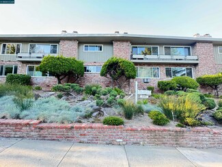 2145 Donald Dr Unit 1, Moraga, CA 94556