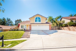 1460 Labrador Cir, Corona, CA 92882