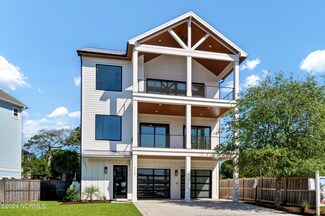 112 Diamond Point Ct, Surf City, NC 28445