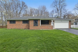 740 Blue Creek Dr, Webster, NY 14580