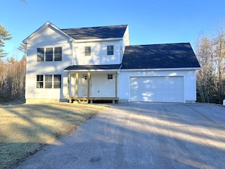 8 Hatch Rd, Lisbon, ME 04250