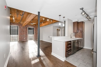 130 John St Unit 355, Lowell, MA 01852