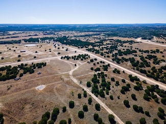 155 Heartleaf Dr, Lampasas, TX 76550