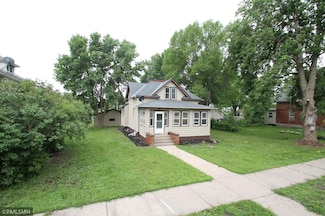 209 Cleveland St SW, Silver Lake, MN 55381