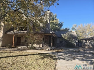 122 N La Huerta Cir, Carlsbad, NM 88220